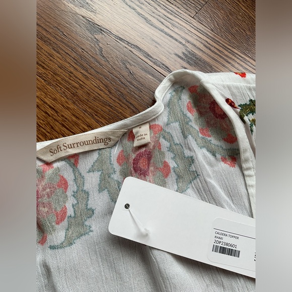 Soft Surroundings Tassel Embroidered Floral caldera topper - Picture 4 of 11